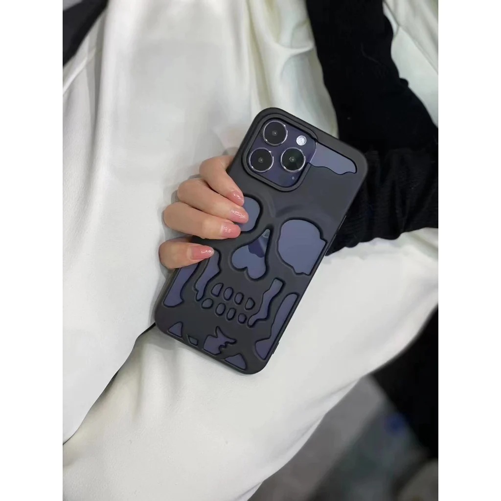 iPhone 13 Pro Hollow Skull Design Case